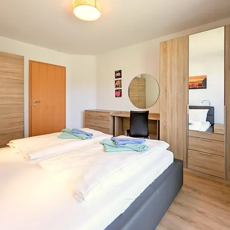 דירה Waldstrasse 8a-c B7 Treichel *