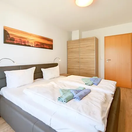 Waldstrasse 8a-c B7 Treichel דירה אוקריץ