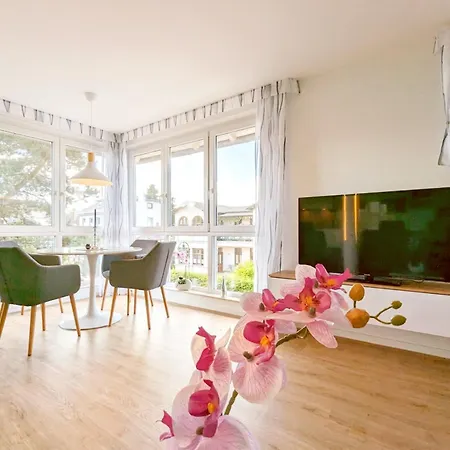 Waldstrasse 8a-c B7 Treichel * אוקריץ