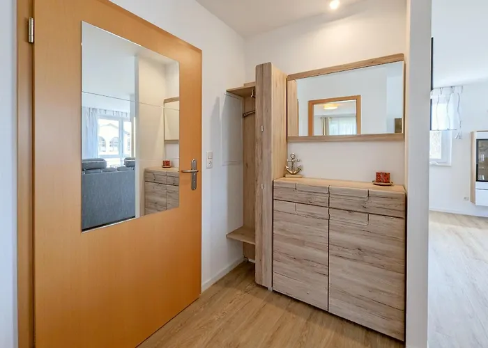 Waldstrasse 8a-c B7 Treichel